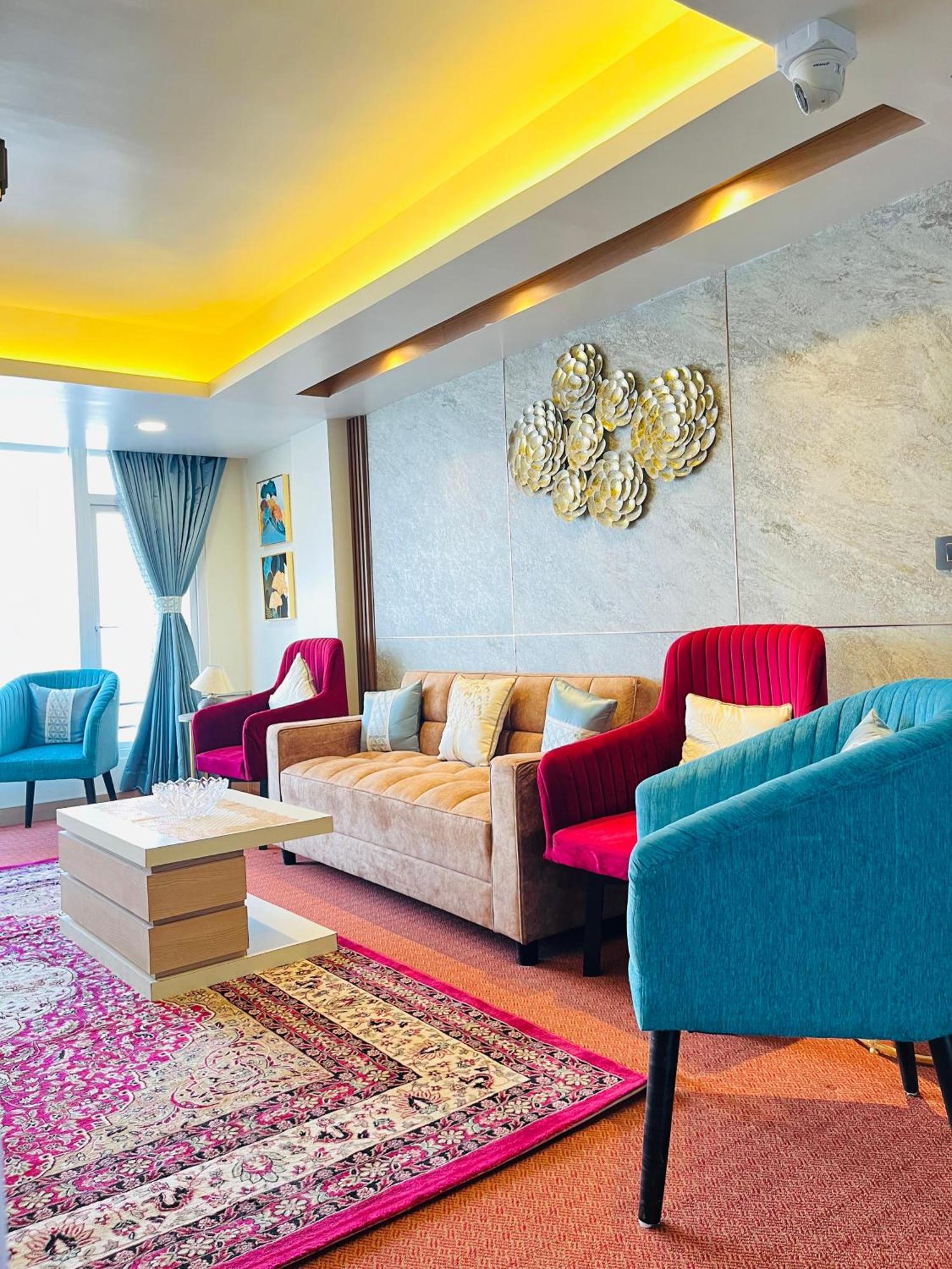 Luxury Stay At Hotel Broadway Boutique Mall Road Chowrasta Near Mahakal Temple Dárdžiling Exteriér fotografie