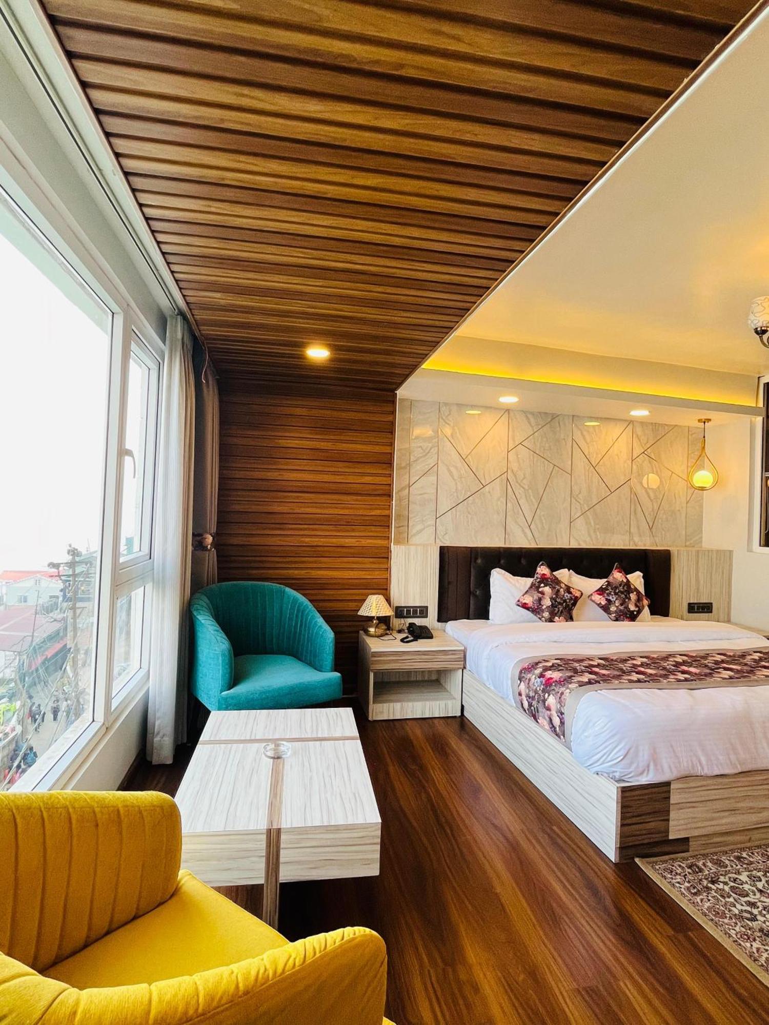 Luxury Stay At Hotel Broadway Boutique Mall Road Chowrasta Near Mahakal Temple Dárdžiling Exteriér fotografie